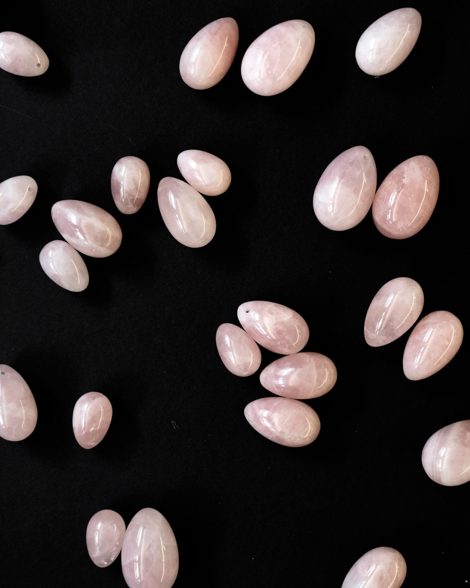 Yoni Eggs aus Rosenquarz