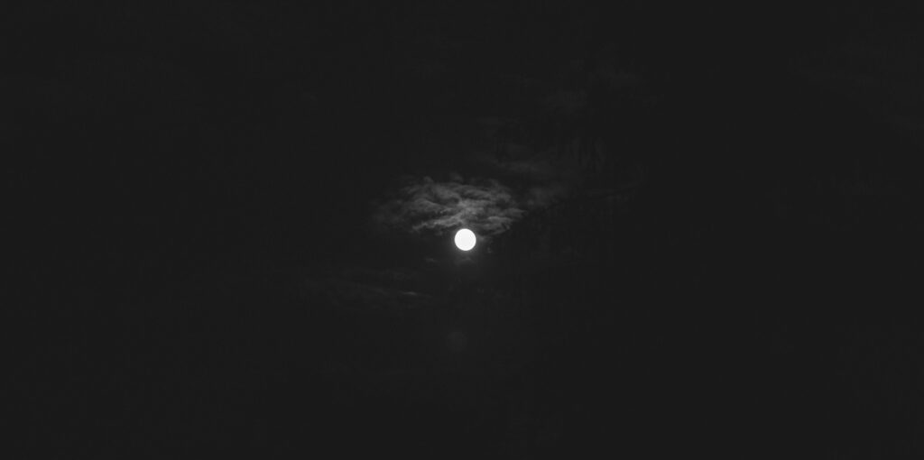 Energetische Reinigung von Kristallen bei Vollmond